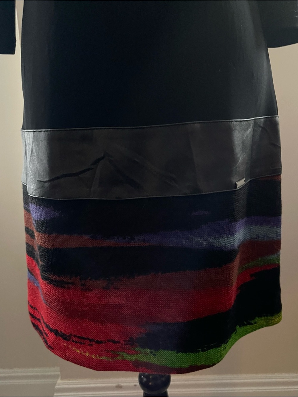 Joseph Ribkoff Black Dress Multicolor Hem Stripes Size 10 - Picture 3 of 13